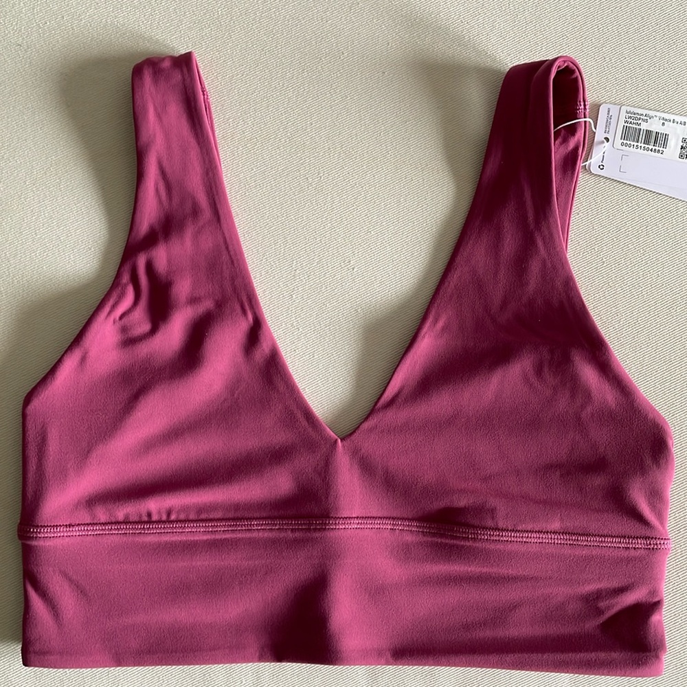 💗NWT Lululemon Align V Neck Light Support Sports Bra A/B
